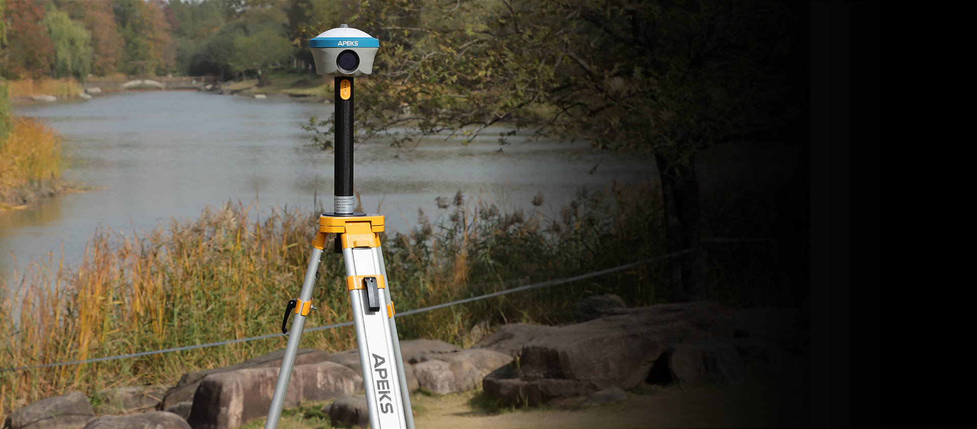 APEKS Max5 Base GNSS Receiver — long battery life